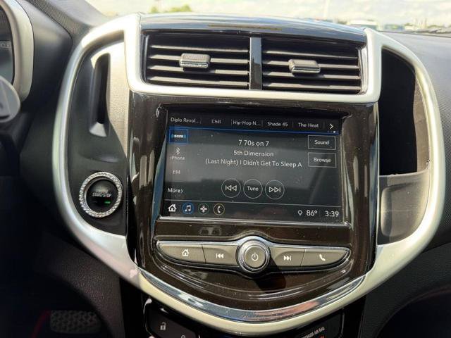 Used 2018 Chevrolet Sonic LT w/ Fun and Sun Package FWD image 15