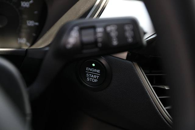 Certified 2020 Ford Escape SE FWD image 35