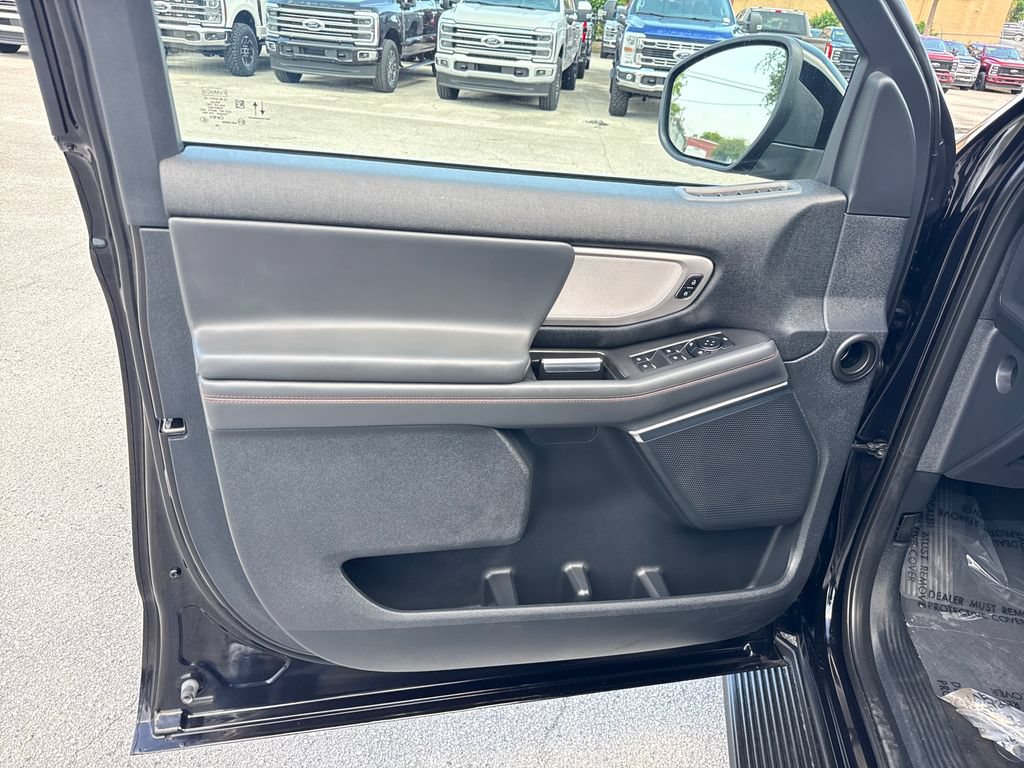 Certified 2025 Ford Expedition Active RWD image 14