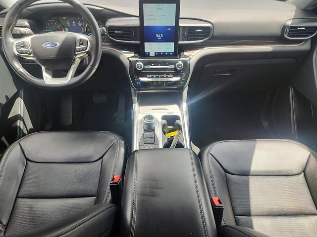 Certified 2024 Ford Explorer Limited w/ Limited Technology Package AWD/4WD image 8