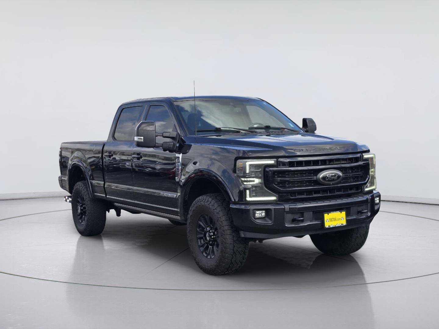 Certified 2022 Ford F250 Lariat w/ Tremor Off-Road Package AWD/4WD image 3