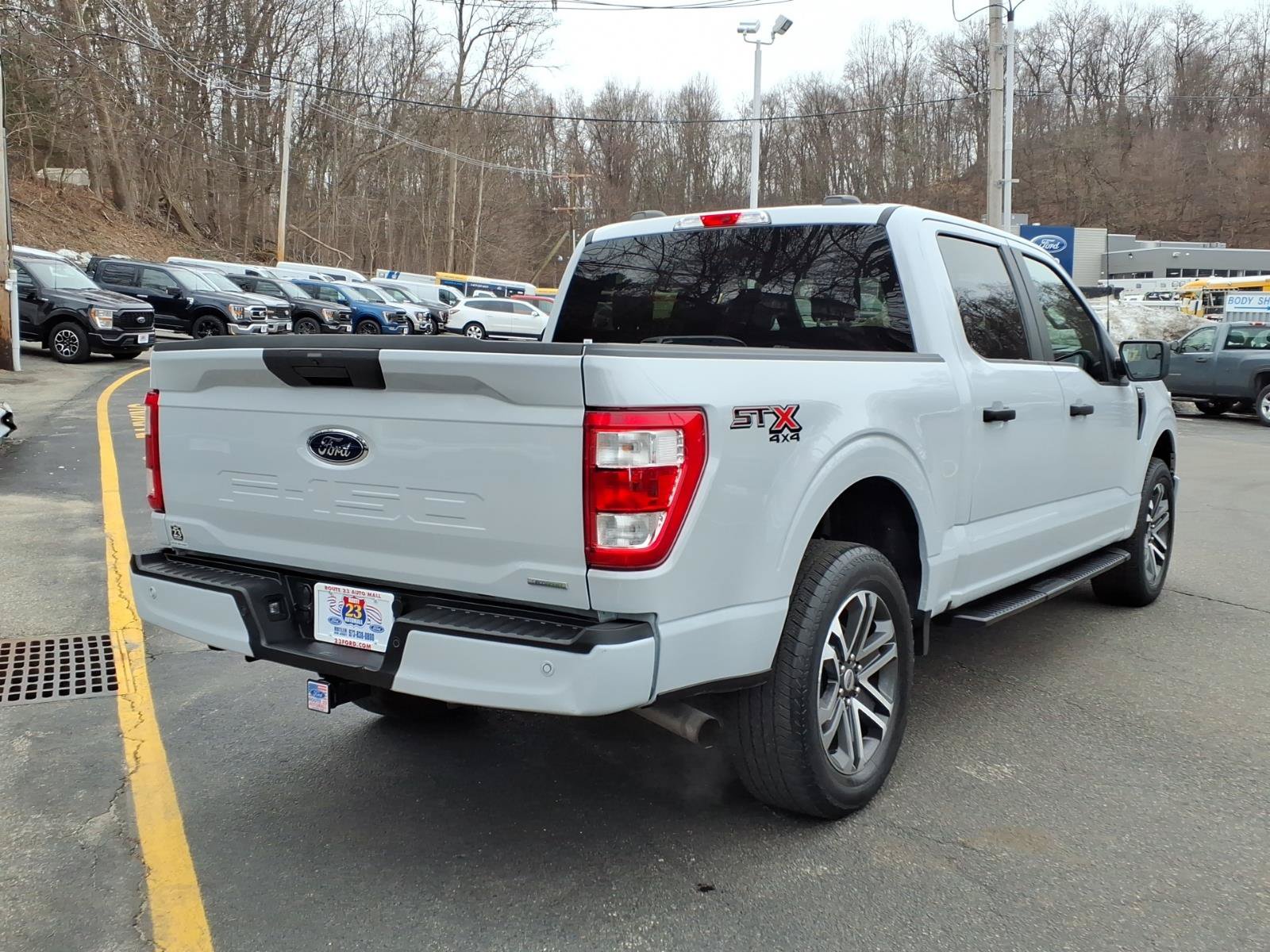 Certified 2022 Ford F150 XL w/ STX Appearance Package AWD/4WD image 8