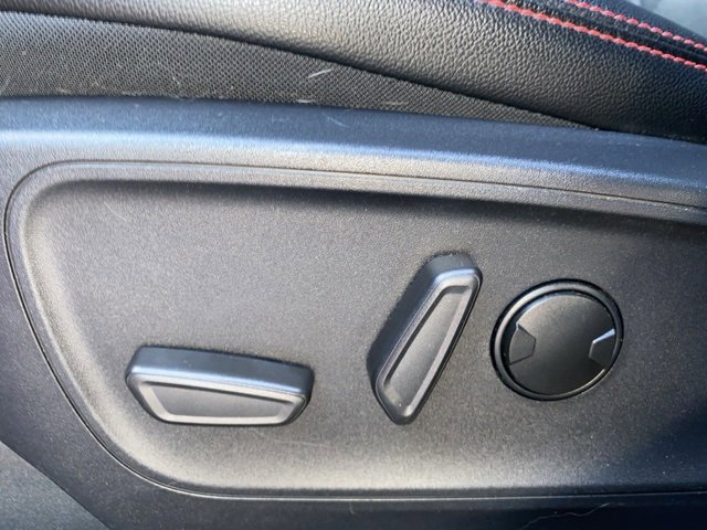 Certified 2024 Ford Escape ST-Line Elite w/ Premium Technology Package image 22