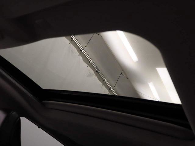 Used 2022 Toyota Highlander XLE image 38