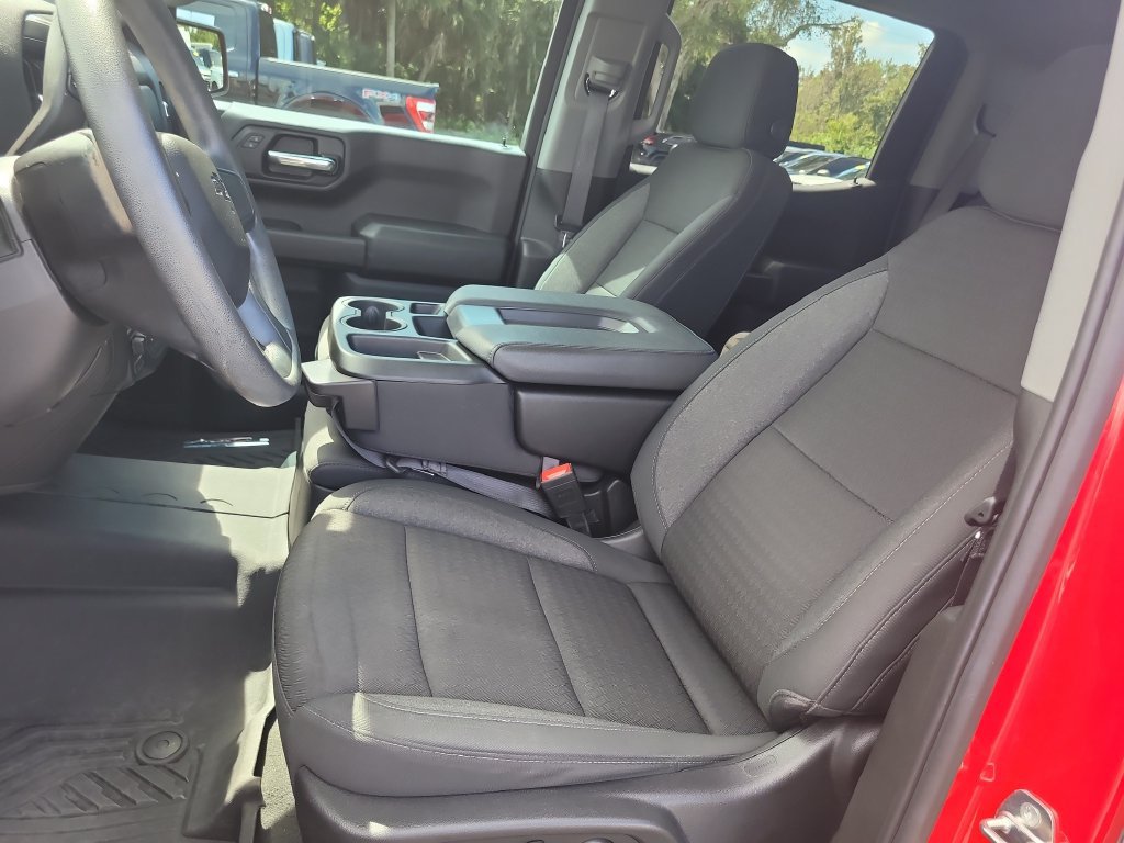 Used 2024 Chevrolet Silverado 1500 Custom Trail Boss w/ Turbomax Blackout Package AWD/4WD image 16
