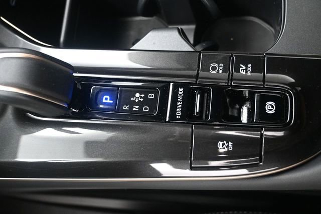 Used 2026 Toyota Crown AWD/4WD image 14