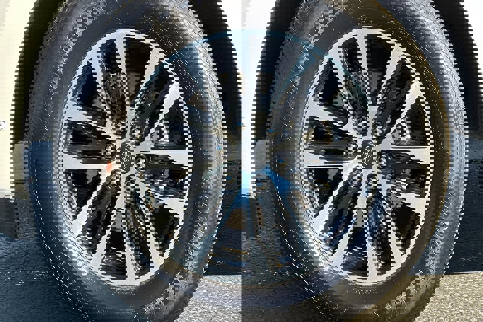 Certified 2025 Ford Expedition Platinum image 28