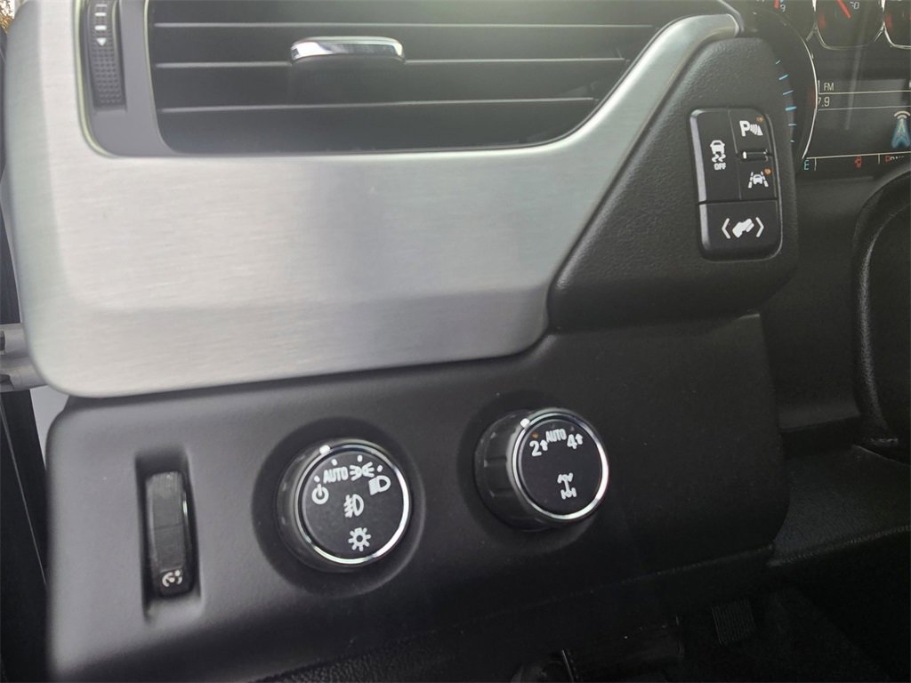 Used 2020 GMC Yukon XL SLT image 21