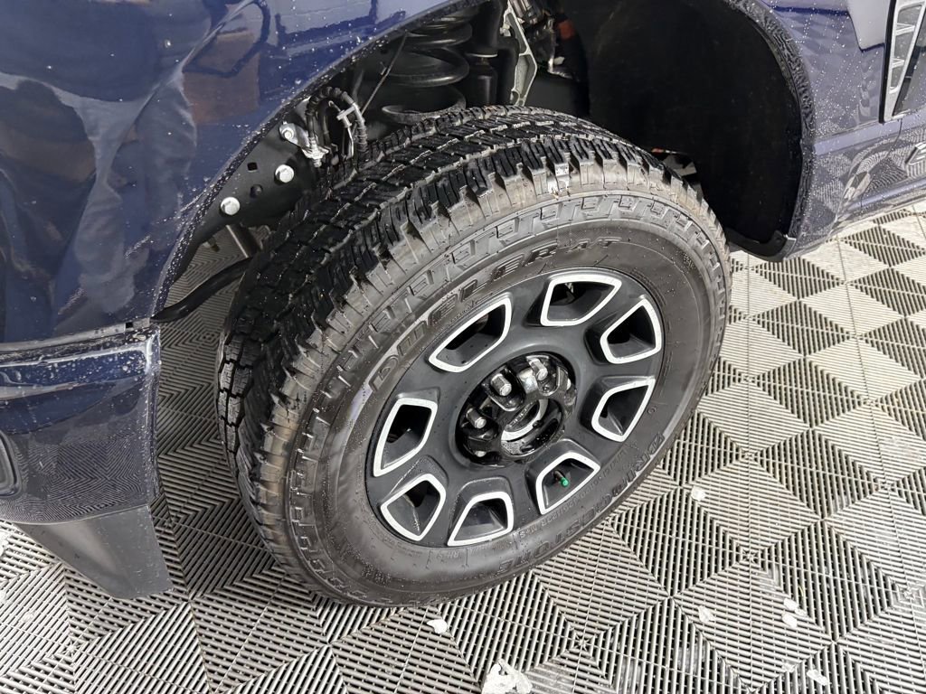 Certified 2025 Ford F350 Platinum image 11