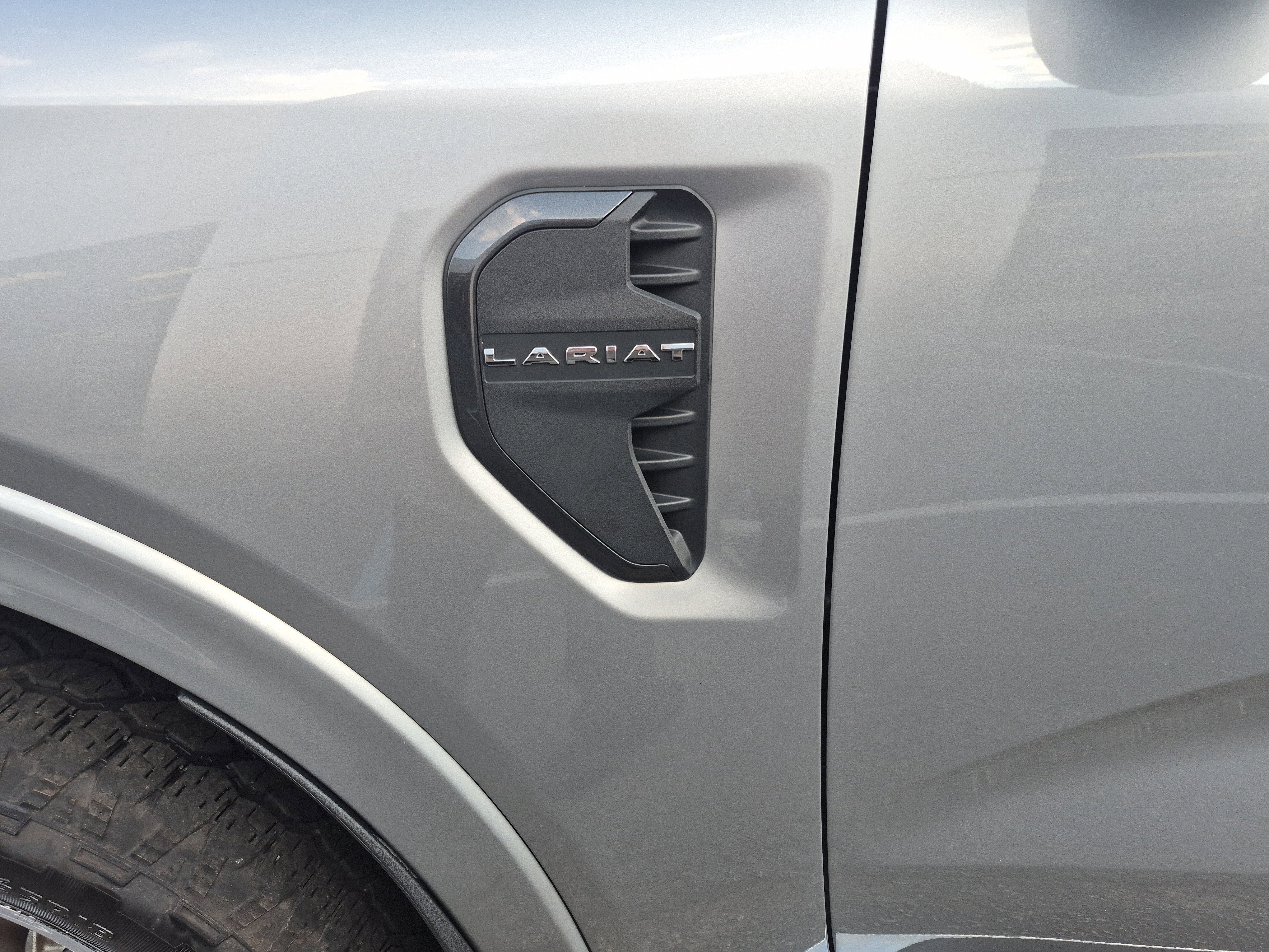 Certified 2024 Ford Ranger Lariat w/ Trailer Tow Package image 10