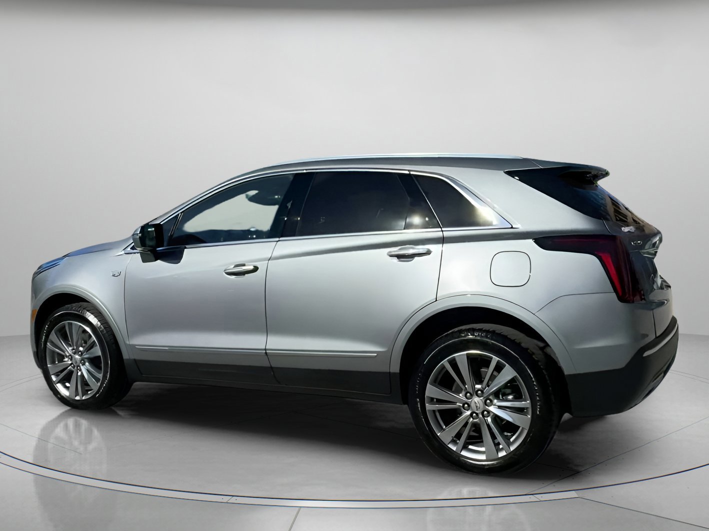 Used 2025 Cadillac XT5 Premium Luxury image 11