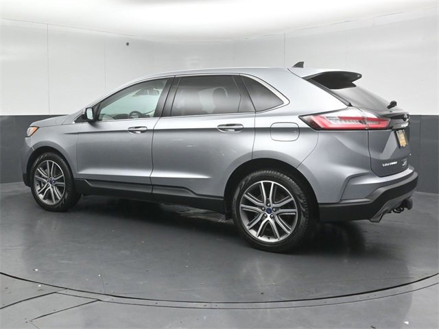 Certified 2022 Ford Edge Titanium w/ Class II Trailer Tow Package image 8