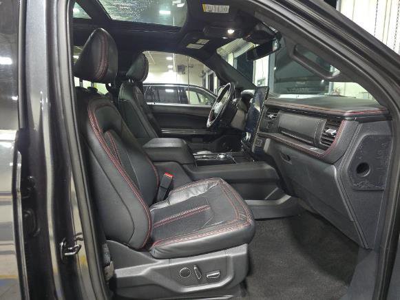 Certified 2023 Ford Expedition Limited image 12