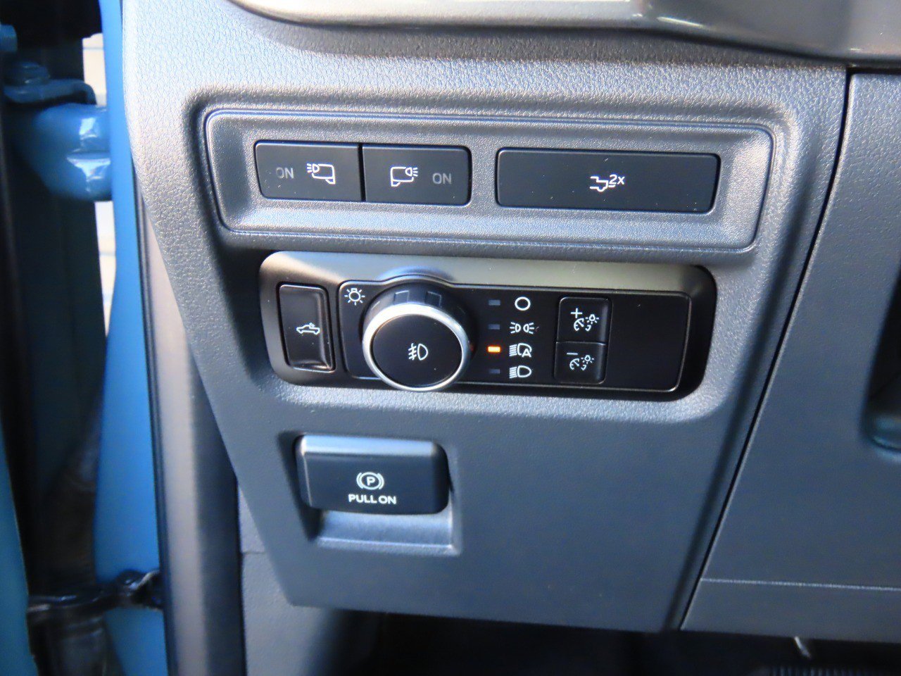 Certified 2023 Ford F150 XLT w/ Equipment Group 302A High image 26