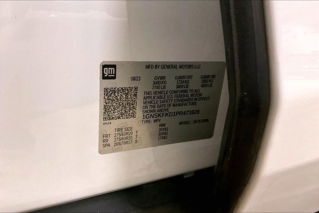 Used 2023 Chevrolet Suburban Premier image 30