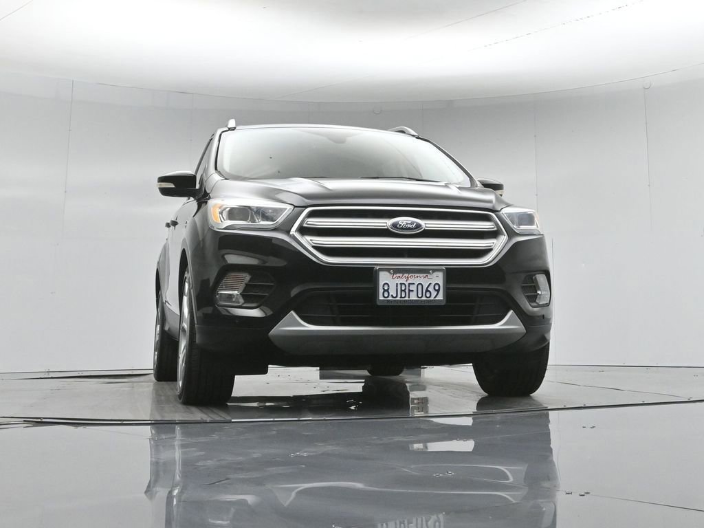 Certified 2019 Ford Escape Titanium FWD image 6