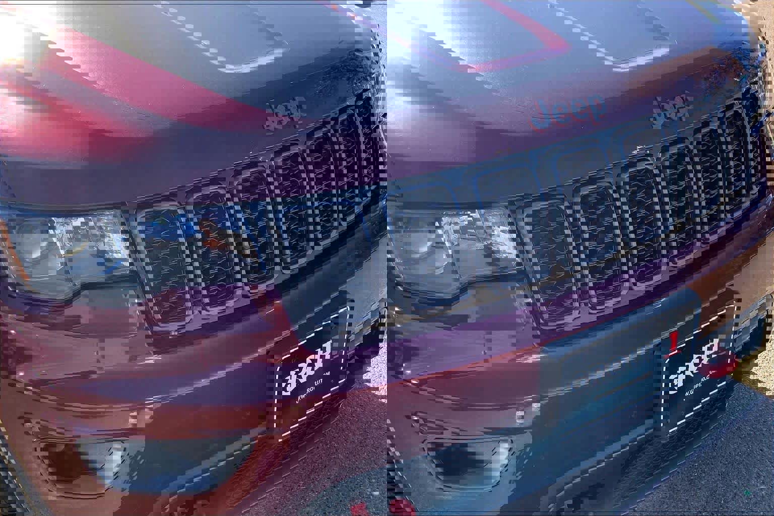 Used 2020 Jeep Grand Cherokee Trailhawk image 29