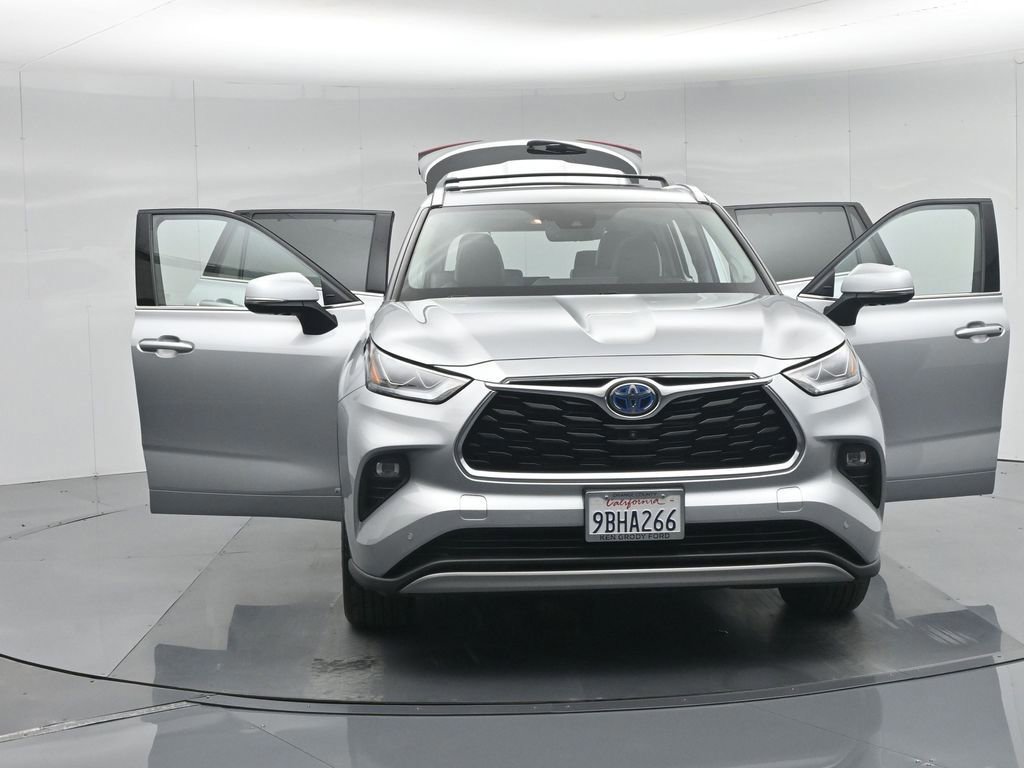 Used 2022 Toyota Highlander Platinum image 64