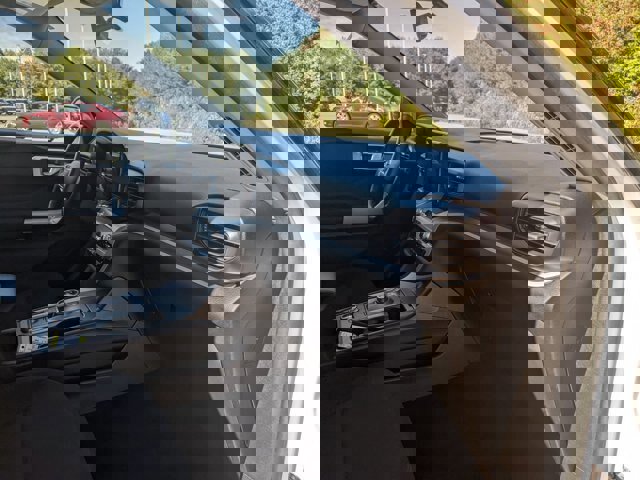 Certified 2023 Ford Explorer XLT image 40