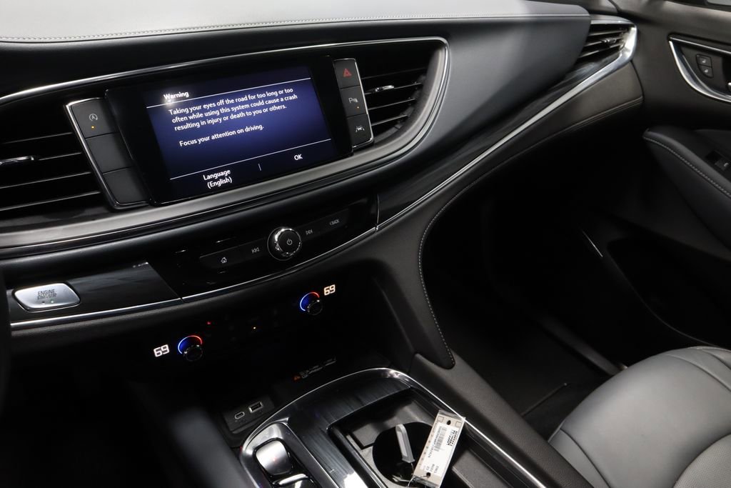 Used 2023 Buick Enclave Essence FWD image 30