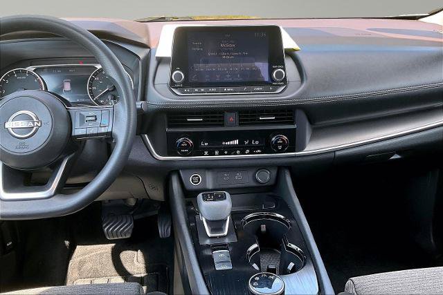 Used 2023 Nissan Rogue SV AWD/4WD image 6