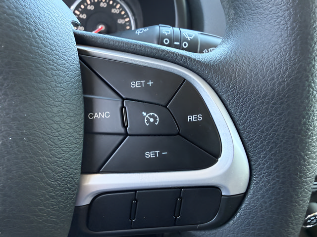 Used 2019 Jeep Renegade Sport AWD/4WD image 14