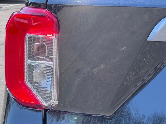 Certified 2023 Ford Explorer XLT w/ Equipment Group 202A AWD/4WD image 8