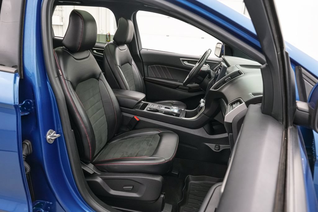 Certified 2023 Ford Edge ST-Line AWD/4WD image 24