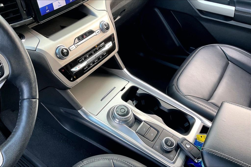 Certified 2023 Ford Explorer XLT w/ Equipment Group 202A image 14