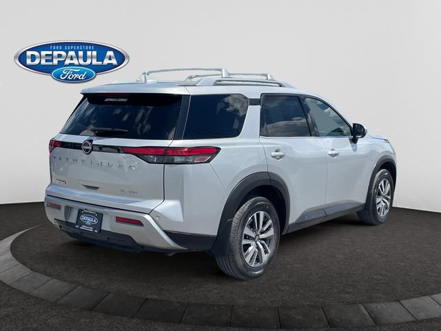 Used 2022 Nissan Pathfinder SL AWD/4WD image 7