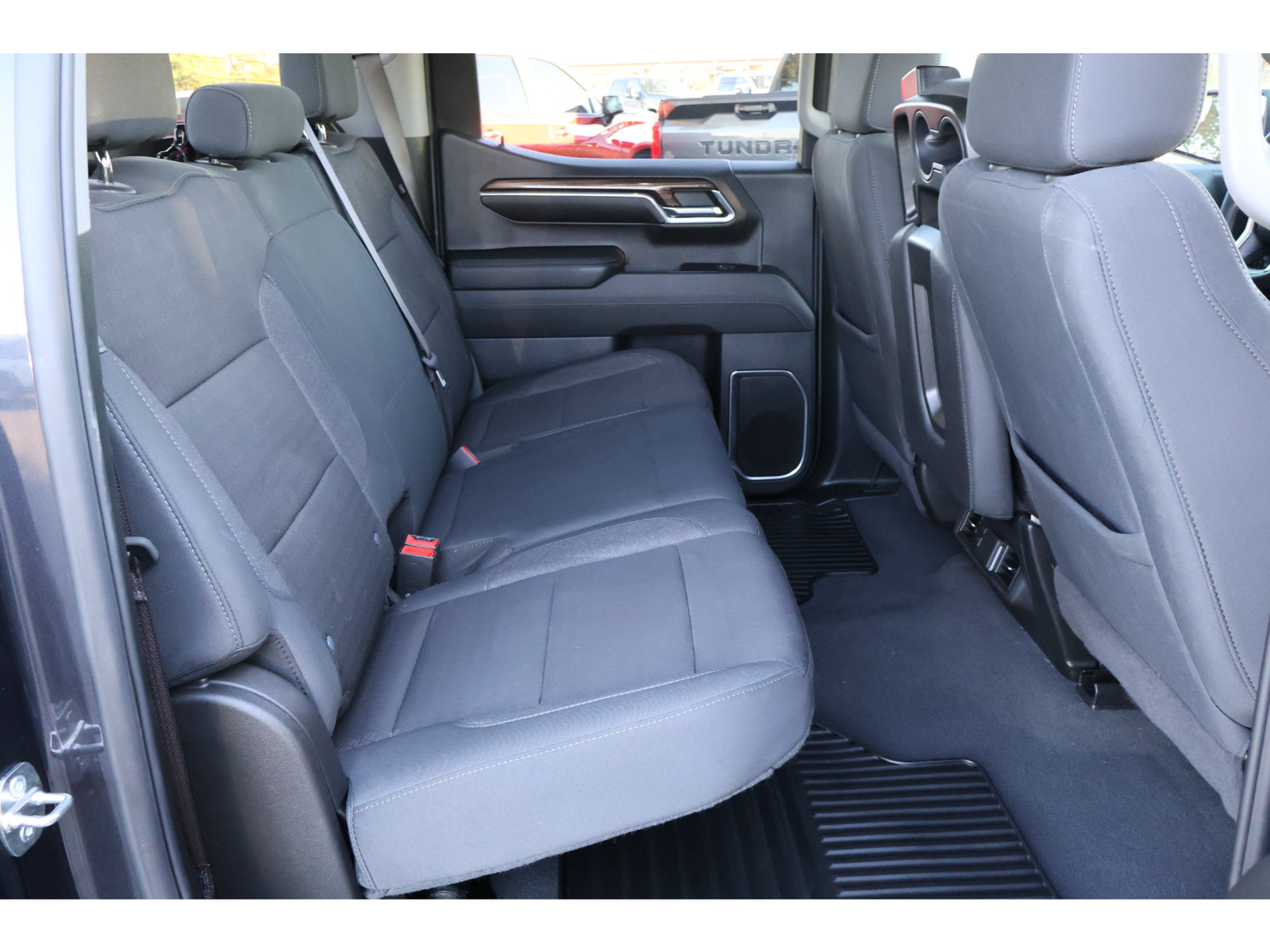 Used 2024 Chevrolet Silverado 1500 LT RWD image 19