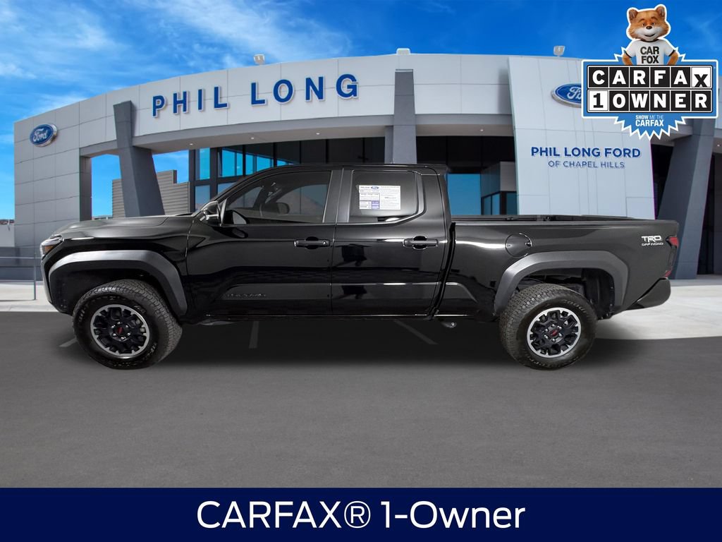 Used 2024 Toyota Tacoma TRD Off-Road w/ TRD Off Road Upgrade Package AWD/4WD image 2