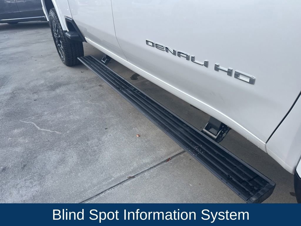 Used 2024 GMC Sierra 2500 Denali Ultimate image 9