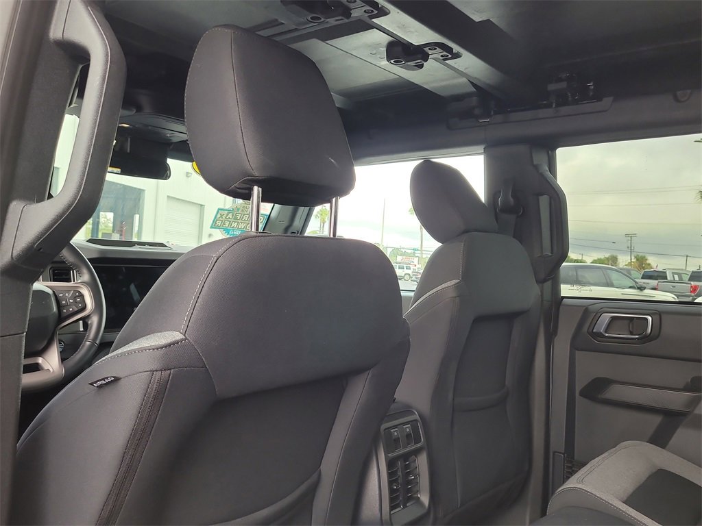 Certified 2025 Ford Bronco Big Bend image 9