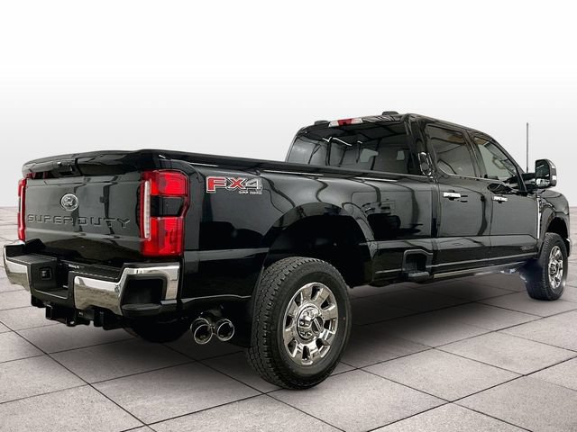 Certified 2026 Ford F350 Lariat w/ Lariat Ultimate Package AWD/4WD image 11