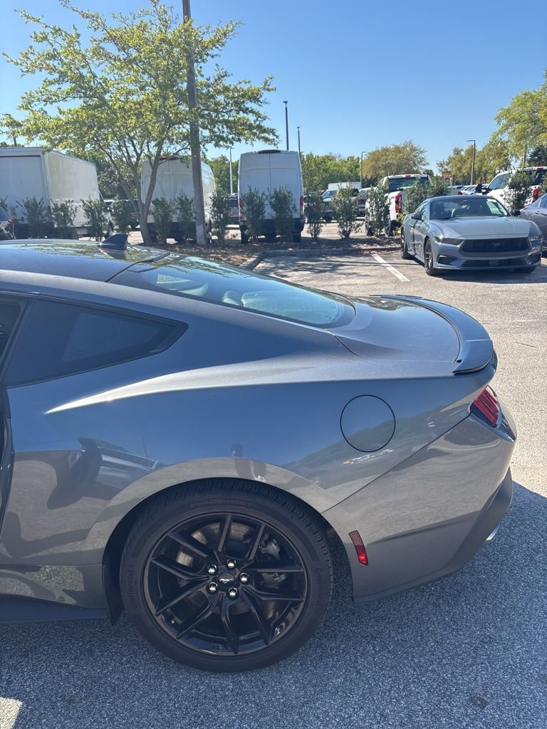 Certified 2025 Ford Mustang GT Premium image 6