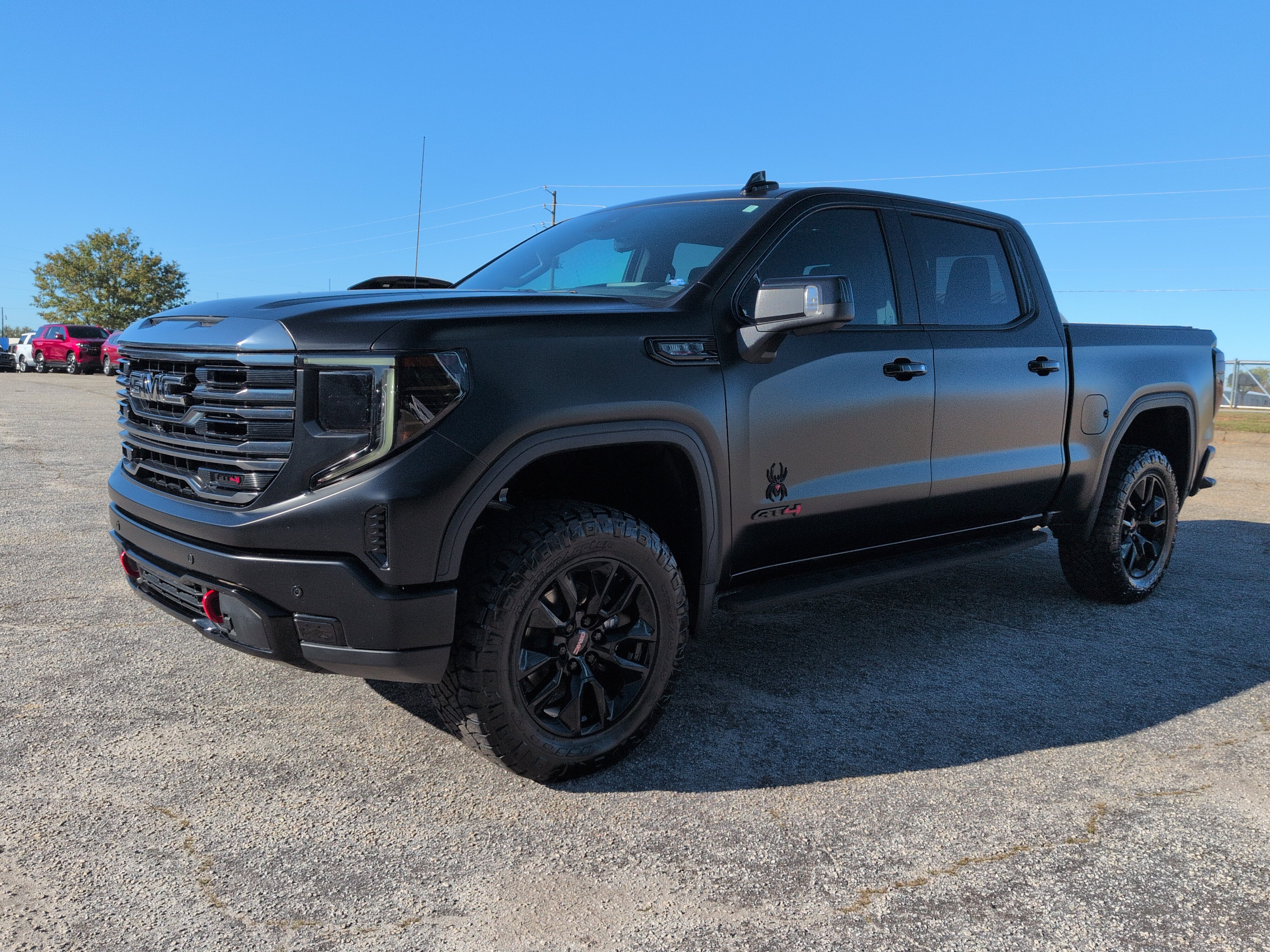 Used 2023 GMC Sierra 1500 AT4 w/ Technology Package AWD/4WD image 6