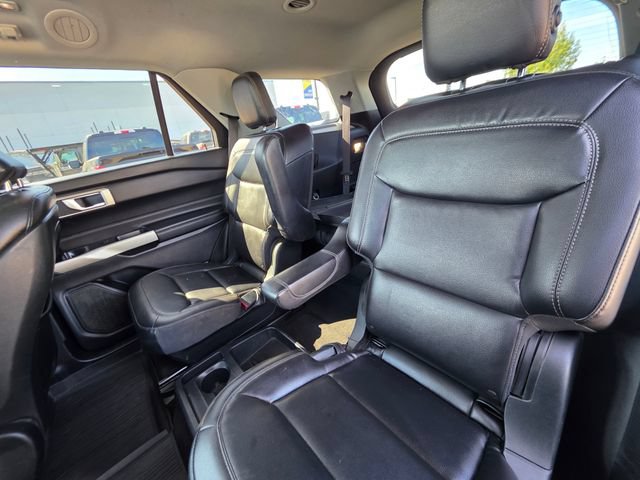 Certified 2020 Ford Explorer XLT w/ Equipment Group 202A AWD/4WD image 15