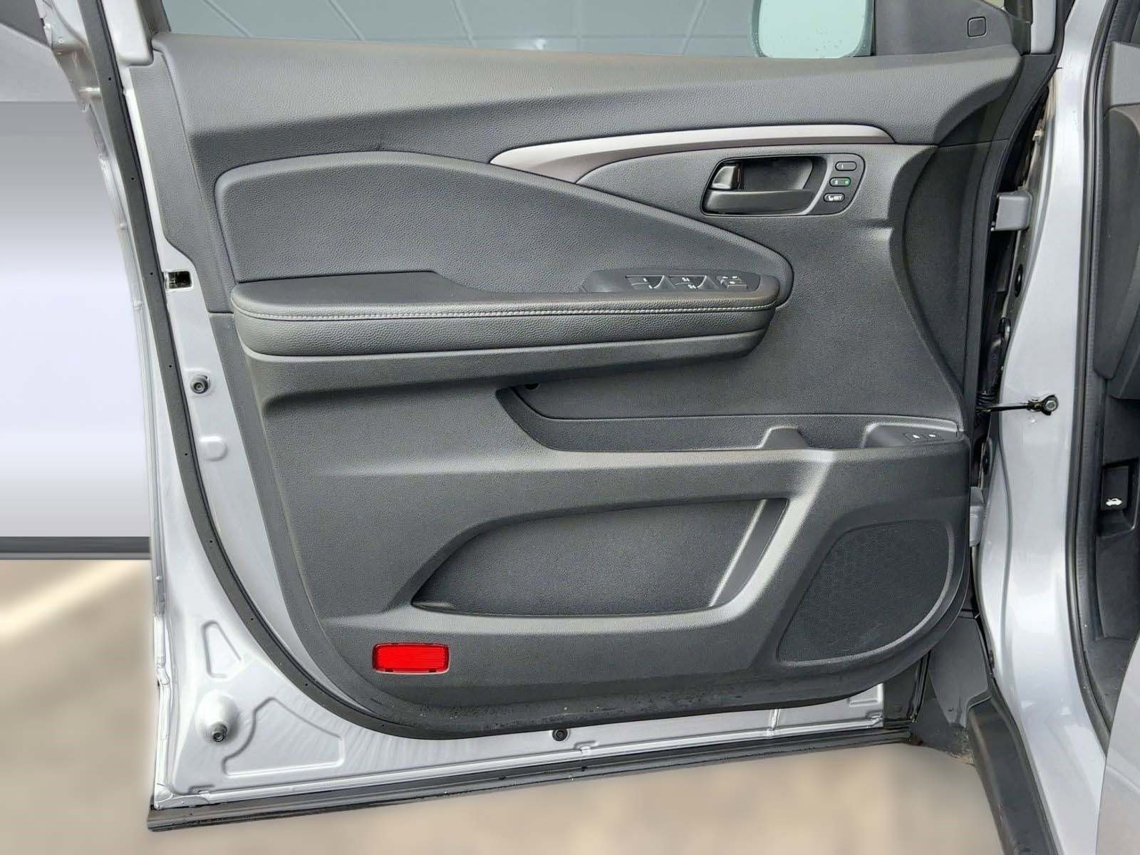 Used 2022 Honda Passport EX-L image 21