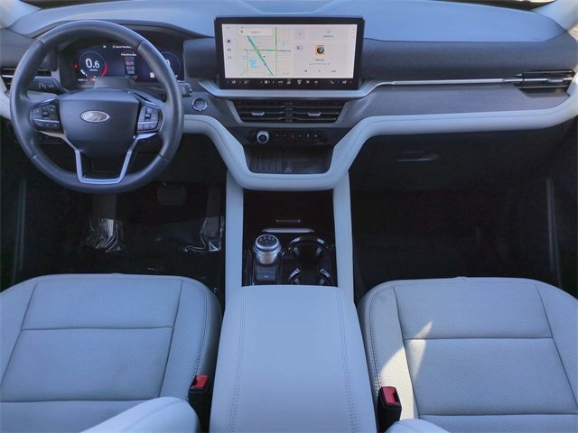 Certified 2025 Ford Explorer Platinum w/ Ultimate Package image 14