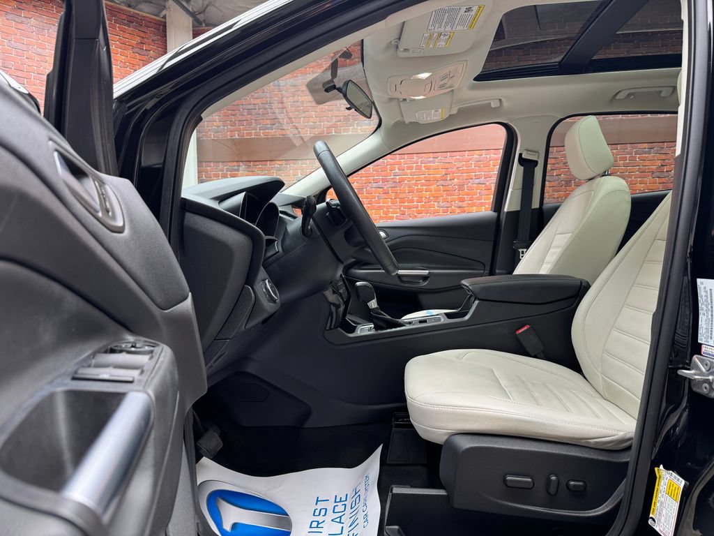 Certified 2018 Ford Escape SEL w/ SEL Sport Appearance Package AWD/4WD image 22
