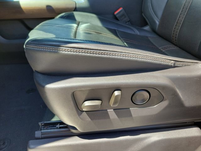 Used 2024 Chevrolet Silverado 2500 High Country w/ High Country Premium Package image 20