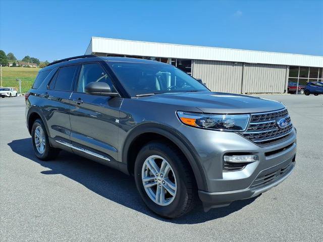 Certified 2024 Ford Explorer XLT w/ Equipment Group 202A AWD/4WD image 6