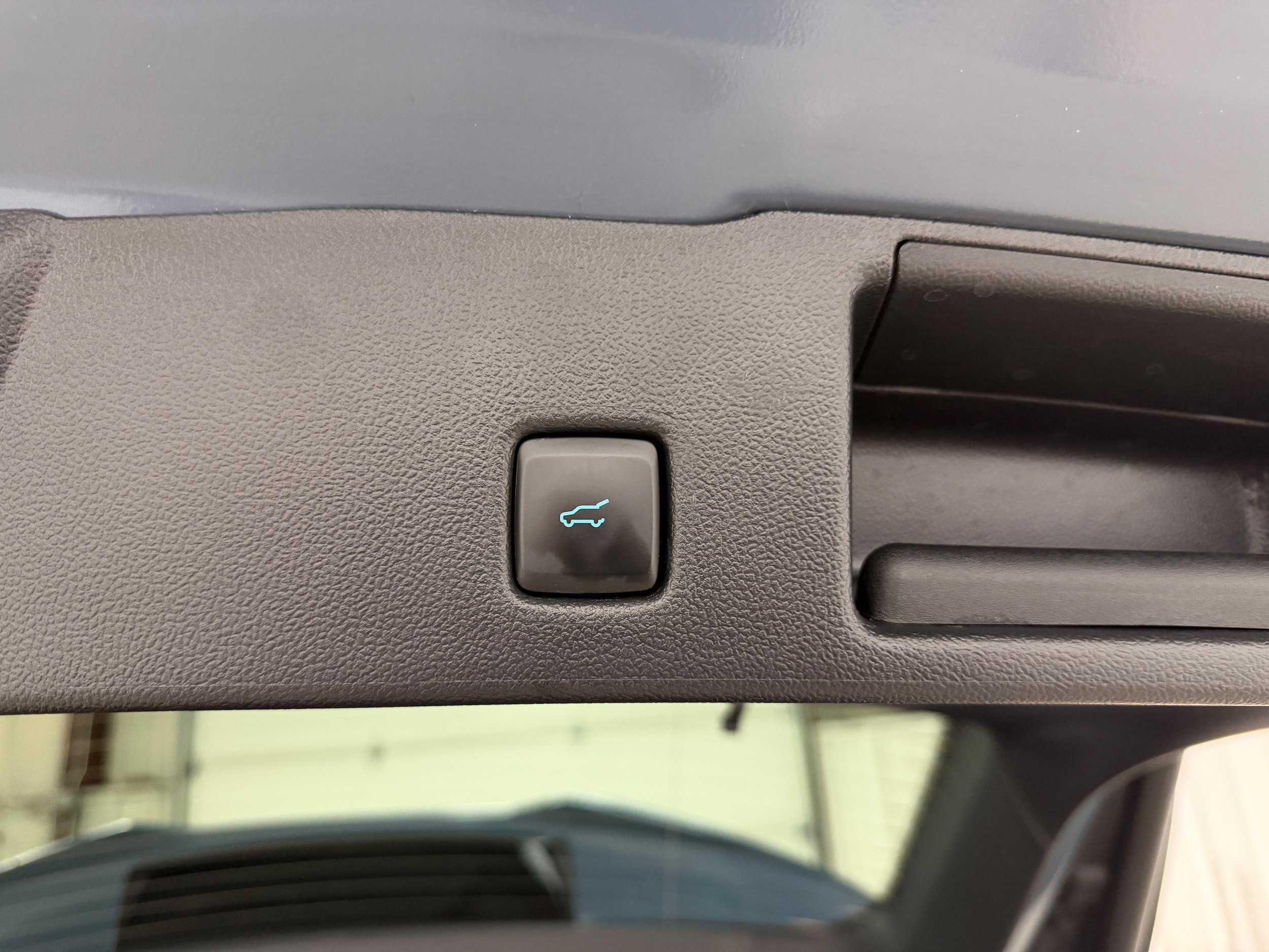 Certified 2025 Ford Escape ST-Line Elite w/ Premium Technology Package AWD/4WD image 30