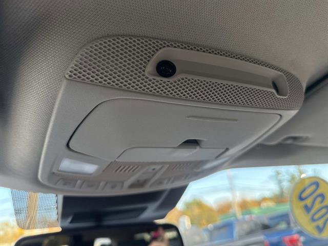 Certified 2020 Ford Expedition XLT w/ Equipment Group 202A image 27