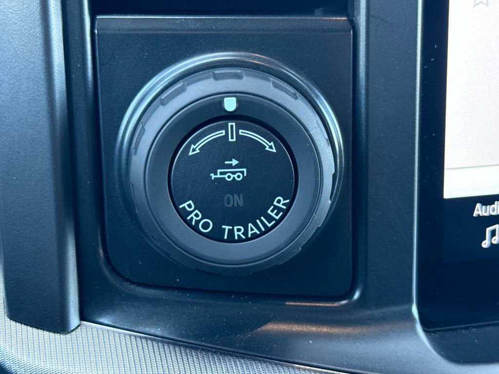 Certified 2025 Ford F150 Lariat AWD/4WD image 24