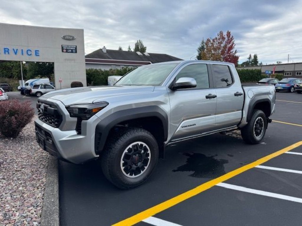 Used 2024 Toyota Tacoma 4x4 Double Cab image 16