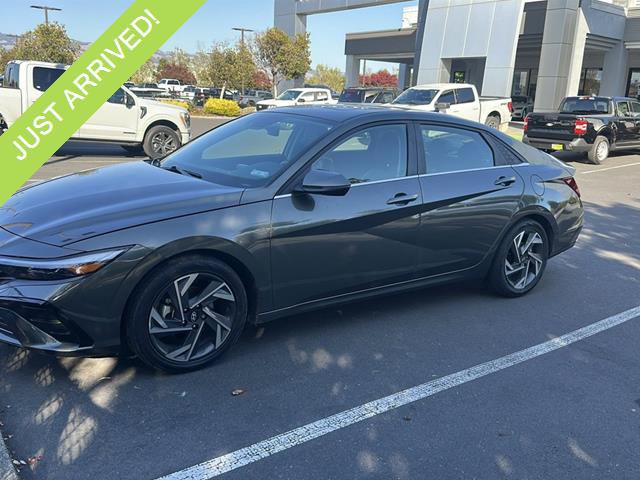 Used 2024 Hyundai Elantra Limited FWD image 1