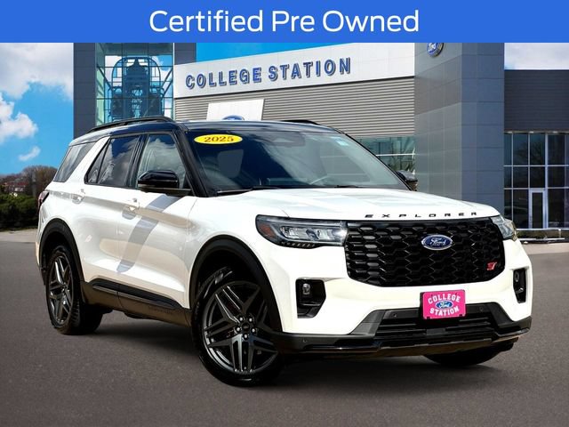 Certified 2025 Ford Explorer ST AWD/4WD image 1