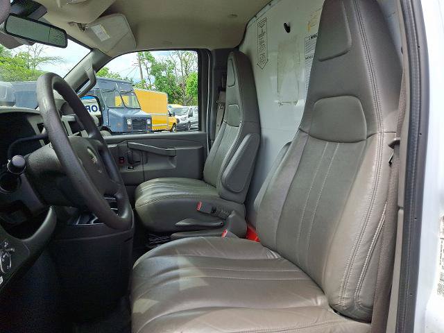 Used 2021 GMC Savana 3500 w/ Power Convenience Package RWD image 12